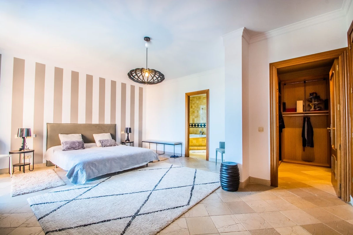 1-7980e48d732b6fc85c14b43b94d2aa54