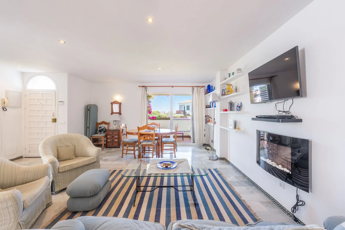 4-c23c0f86247804fa50226aecd8b0b2c8