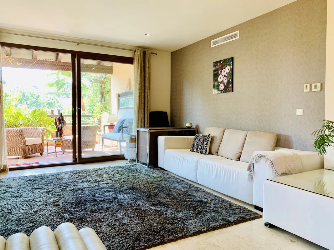 9-467d0cee5b725f3ef65f102a0c2e69c0