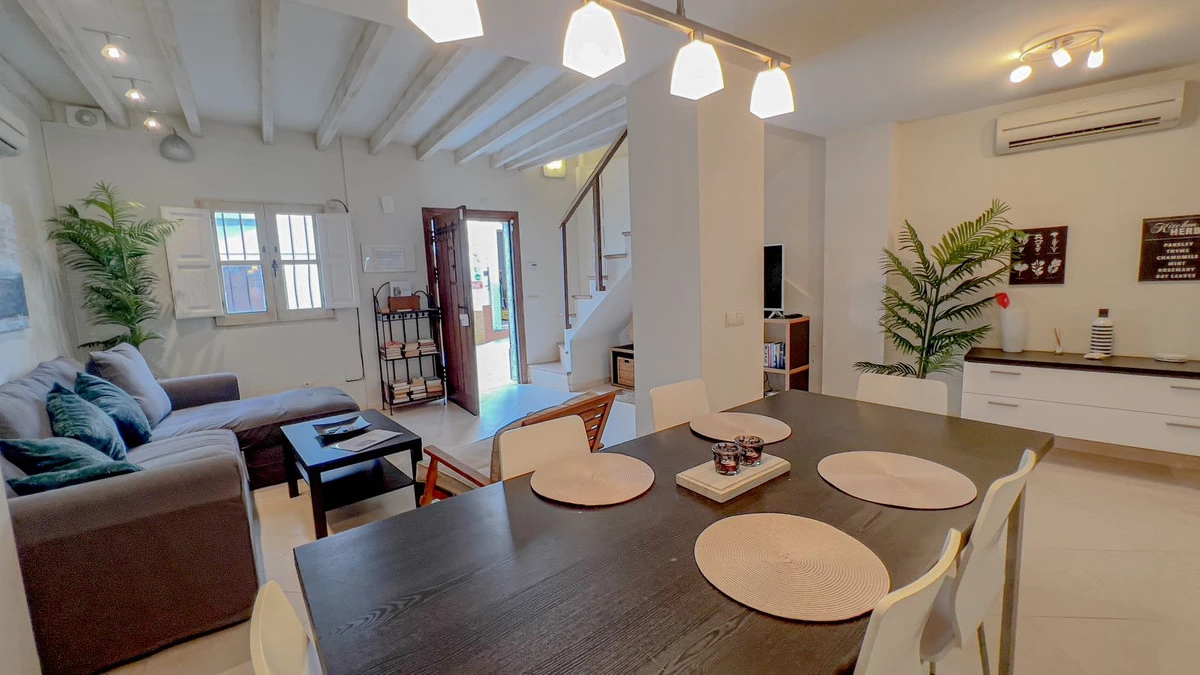 1-7980e48d732b6fc85c14b43b94d2aa54