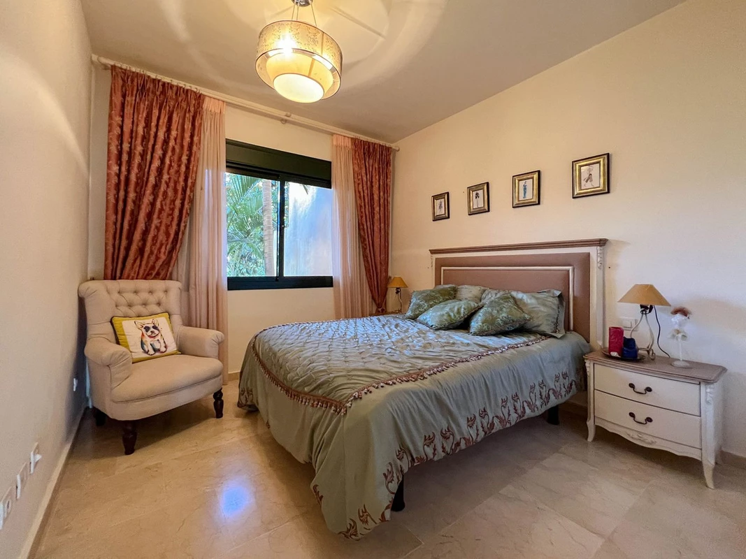 8-e64a9055bba3e77ac8aca3b893cdf826