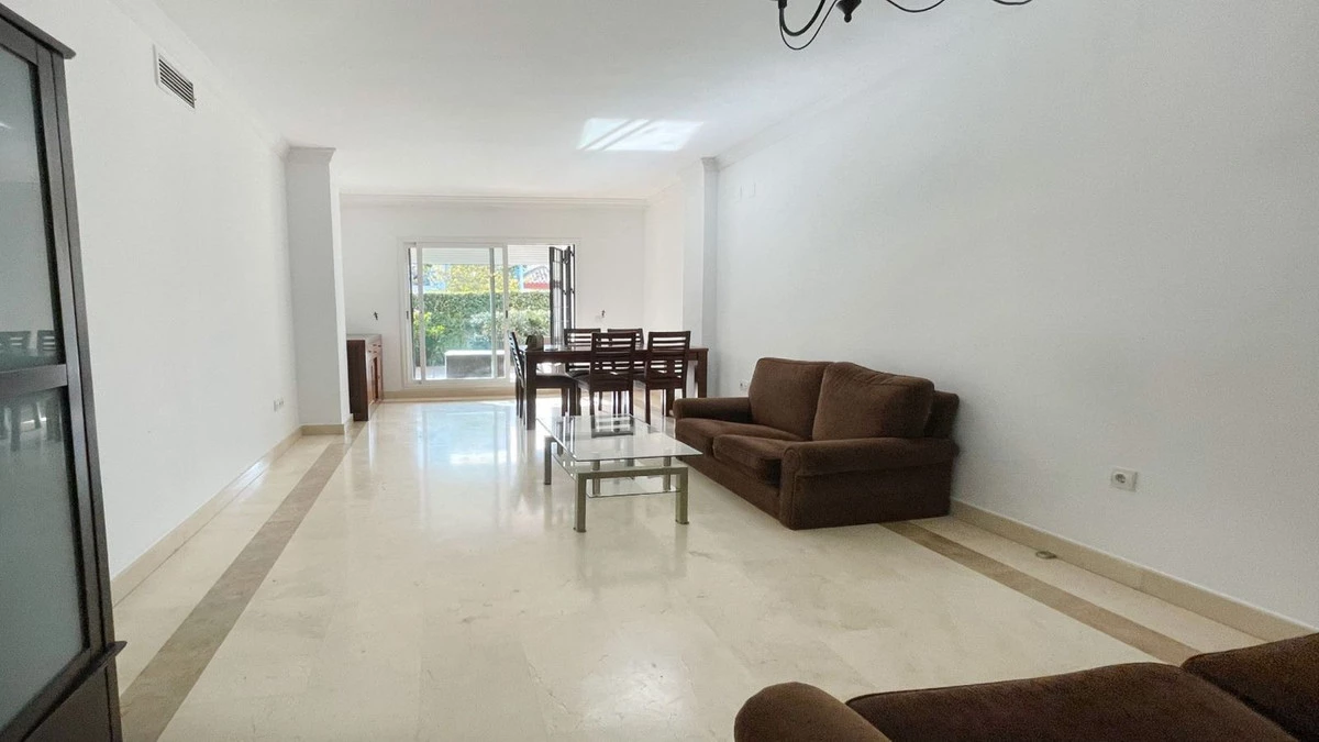 2-5bd7b9d04b45e33852eaf0ec6670150d