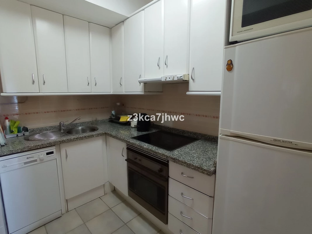 8-e64a9055bba3e77ac8aca3b893cdf826