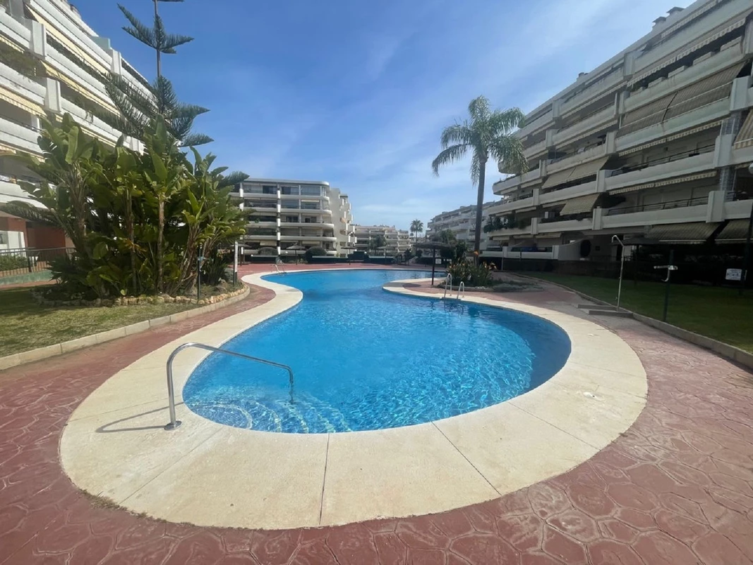 4-c23c0f86247804fa50226aecd8b0b2c8