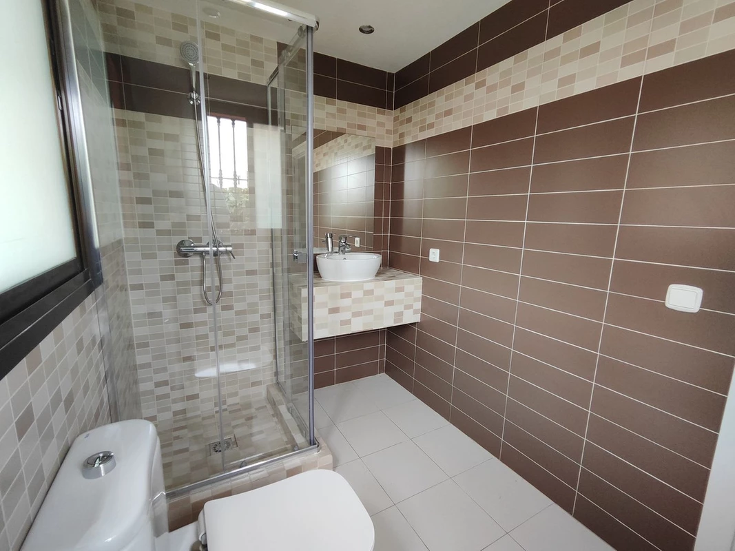 7-aa4cc561180b369757c0bb4af9886cd3