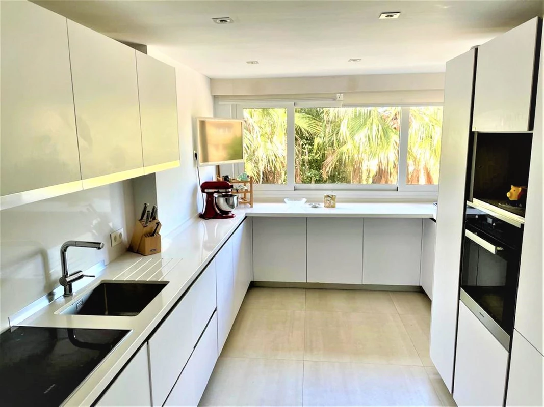 9-467d0cee5b725f3ef65f102a0c2e69c0