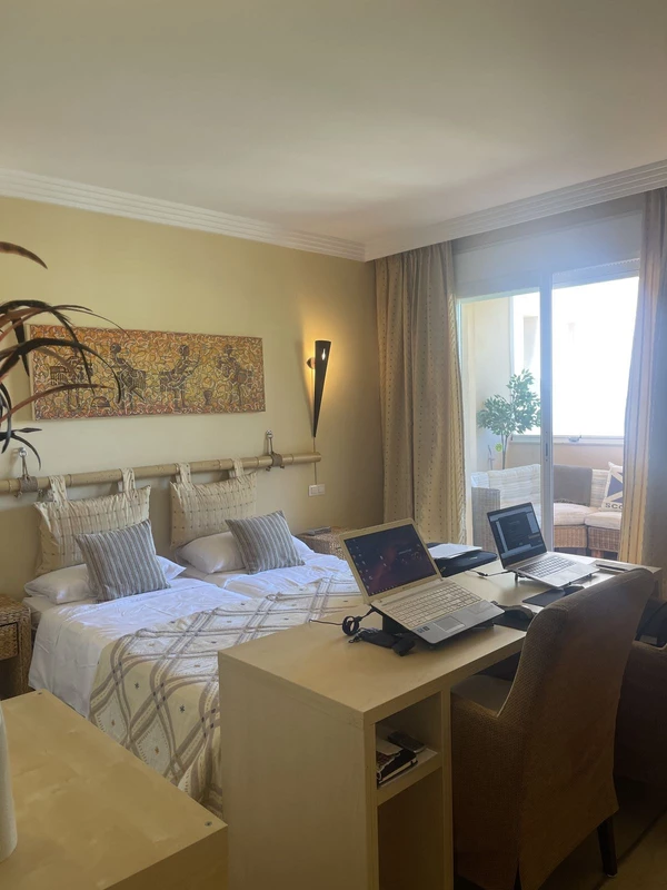 9-467d0cee5b725f3ef65f102a0c2e69c0