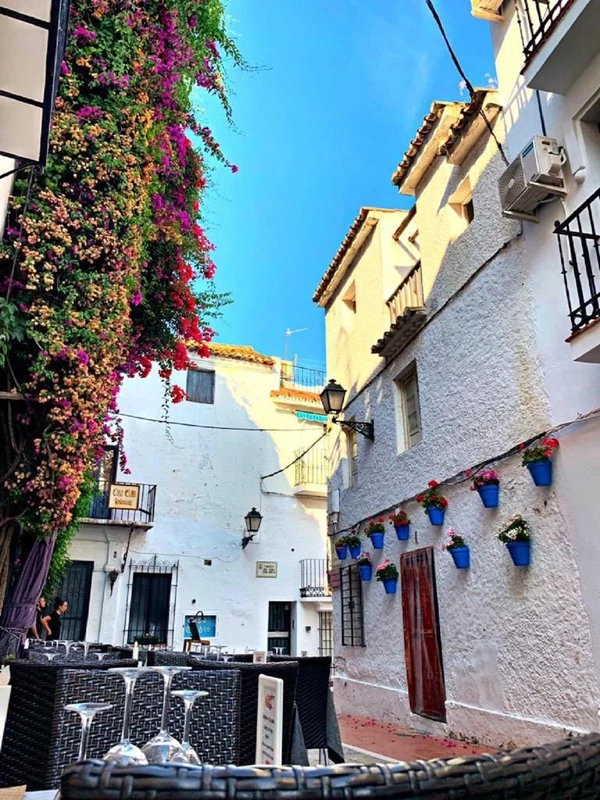 R3990049 | Townhouse in Marbella – € 350,000 – 2 beds, 1 baths