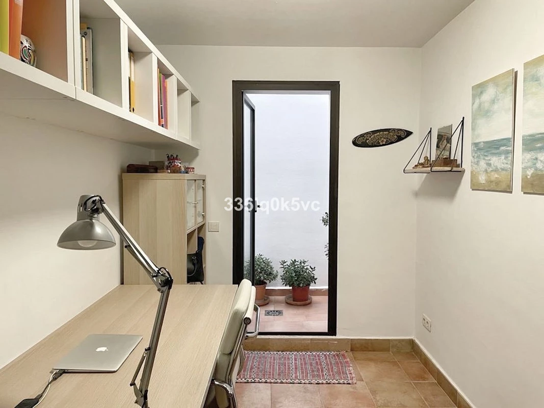 9-467d0cee5b725f3ef65f102a0c2e69c0