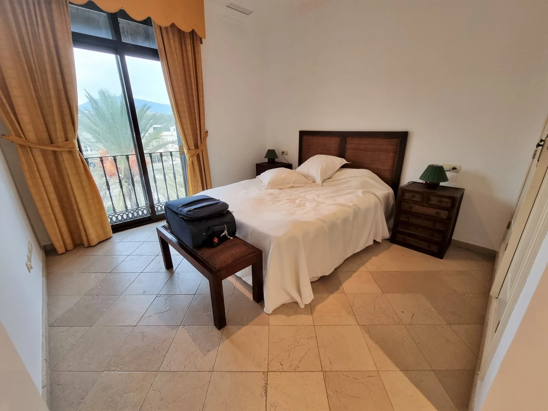 4-c23c0f86247804fa50226aecd8b0b2c8