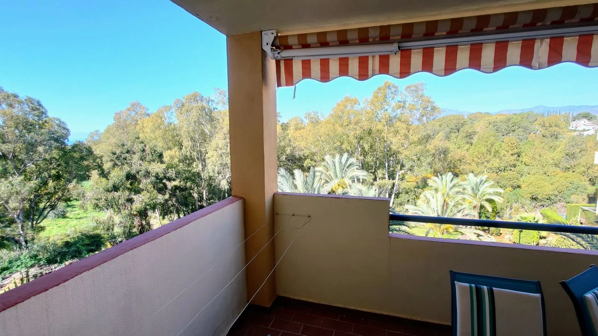 2-5bd7b9d04b45e33852eaf0ec6670150d