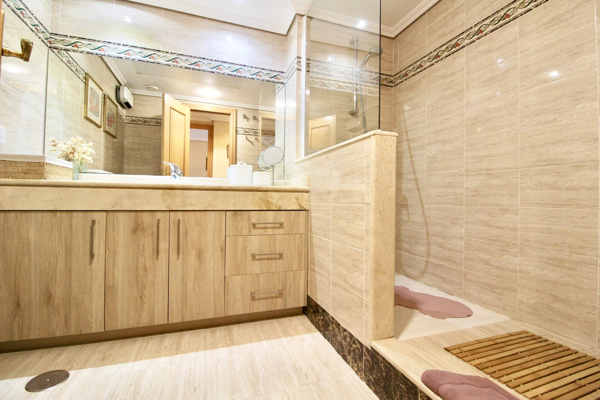 9-467d0cee5b725f3ef65f102a0c2e69c0