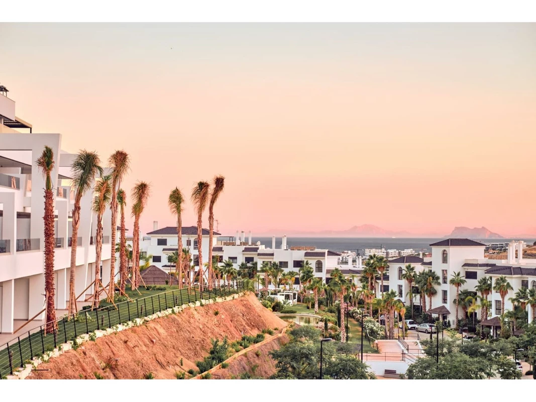 2-5bd7b9d04b45e33852eaf0ec6670150d