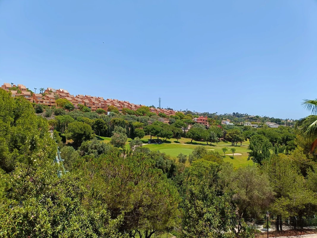 2-5bd7b9d04b45e33852eaf0ec6670150d