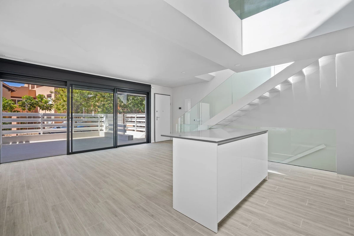 9-467d0cee5b725f3ef65f102a0c2e69c0