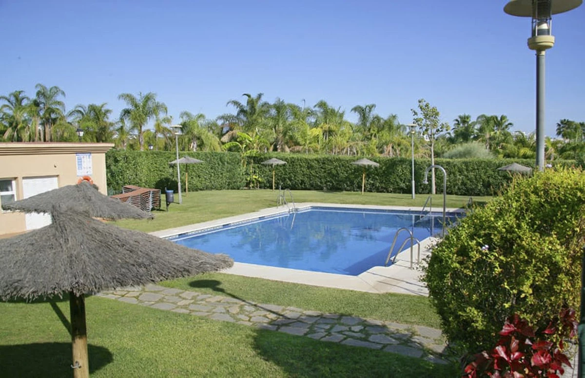 4-c23c0f86247804fa50226aecd8b0b2c8