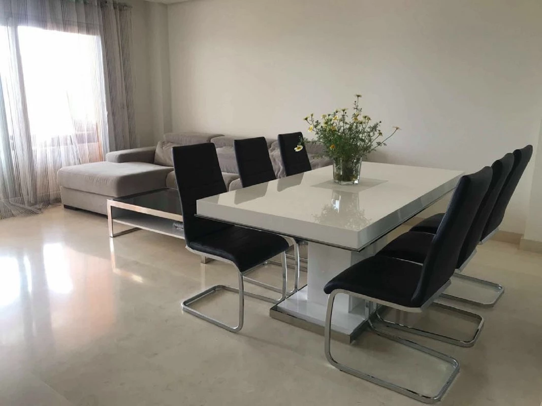 8-e64a9055bba3e77ac8aca3b893cdf826