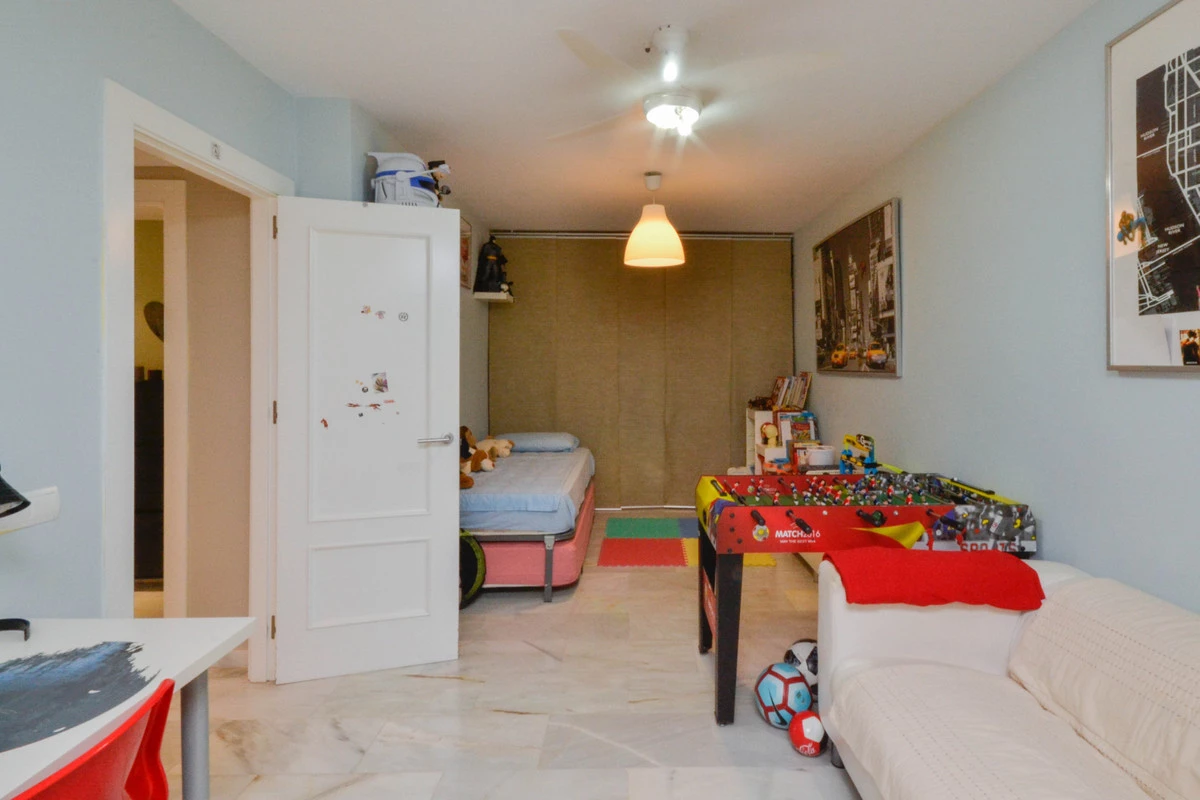 9-467d0cee5b725f3ef65f102a0c2e69c0