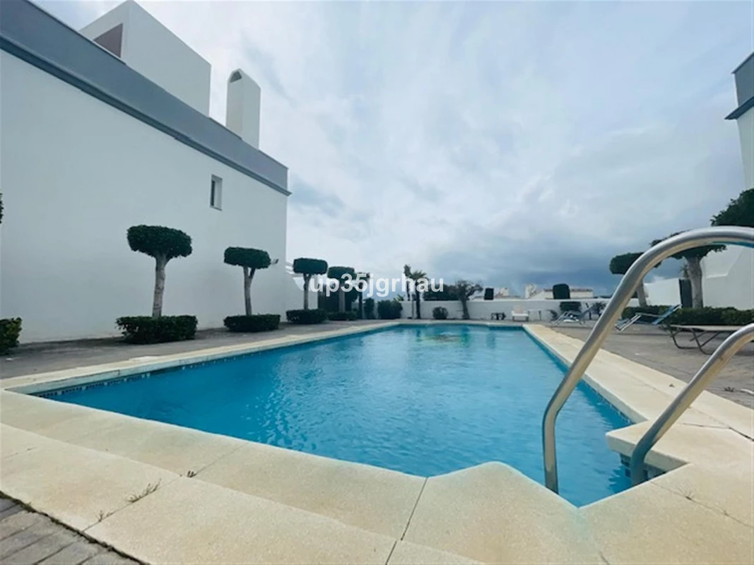 7-aa4cc561180b369757c0bb4af9886cd3