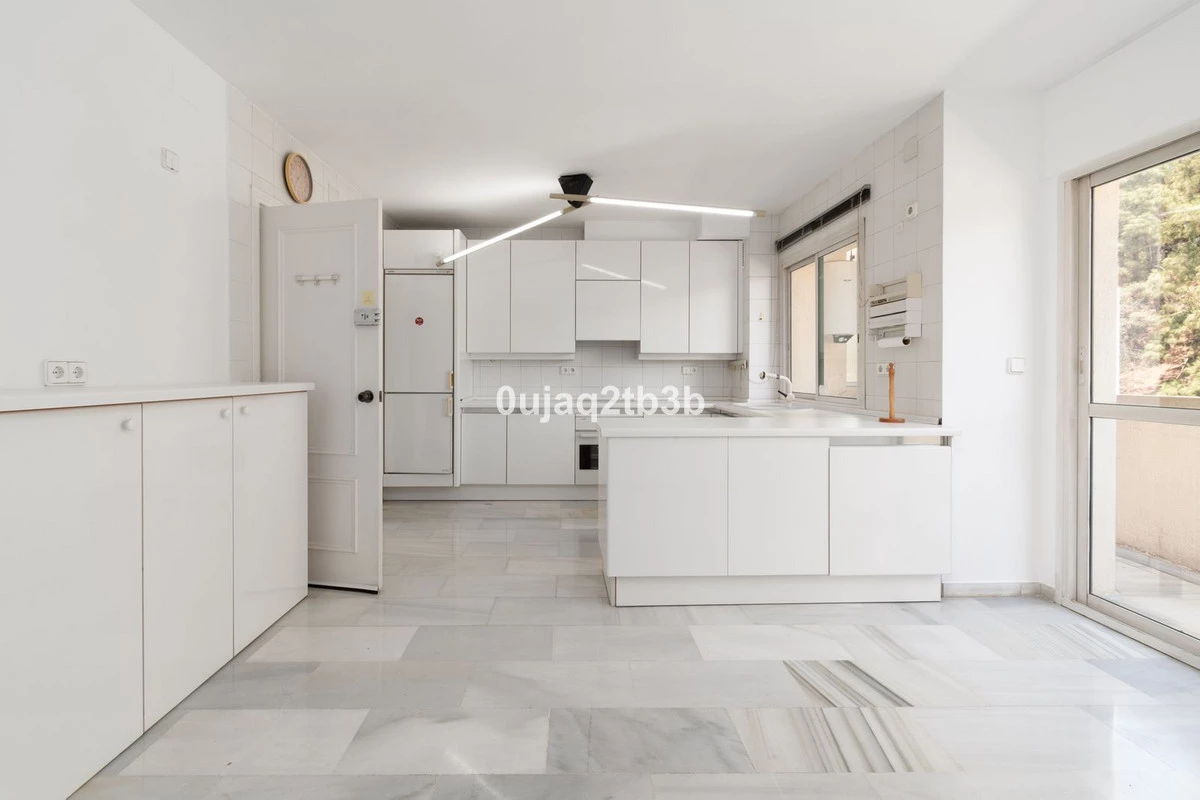 9-467d0cee5b725f3ef65f102a0c2e69c0