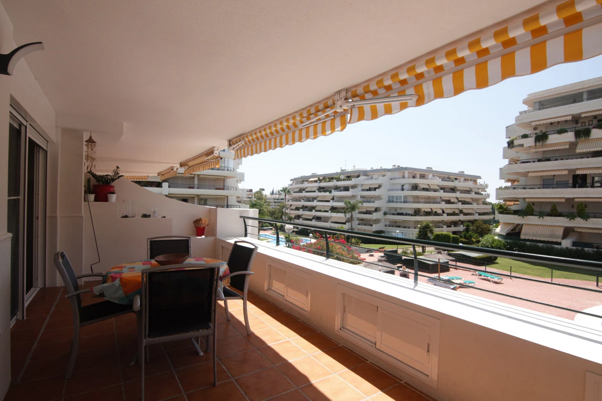 2-5bd7b9d04b45e33852eaf0ec6670150d