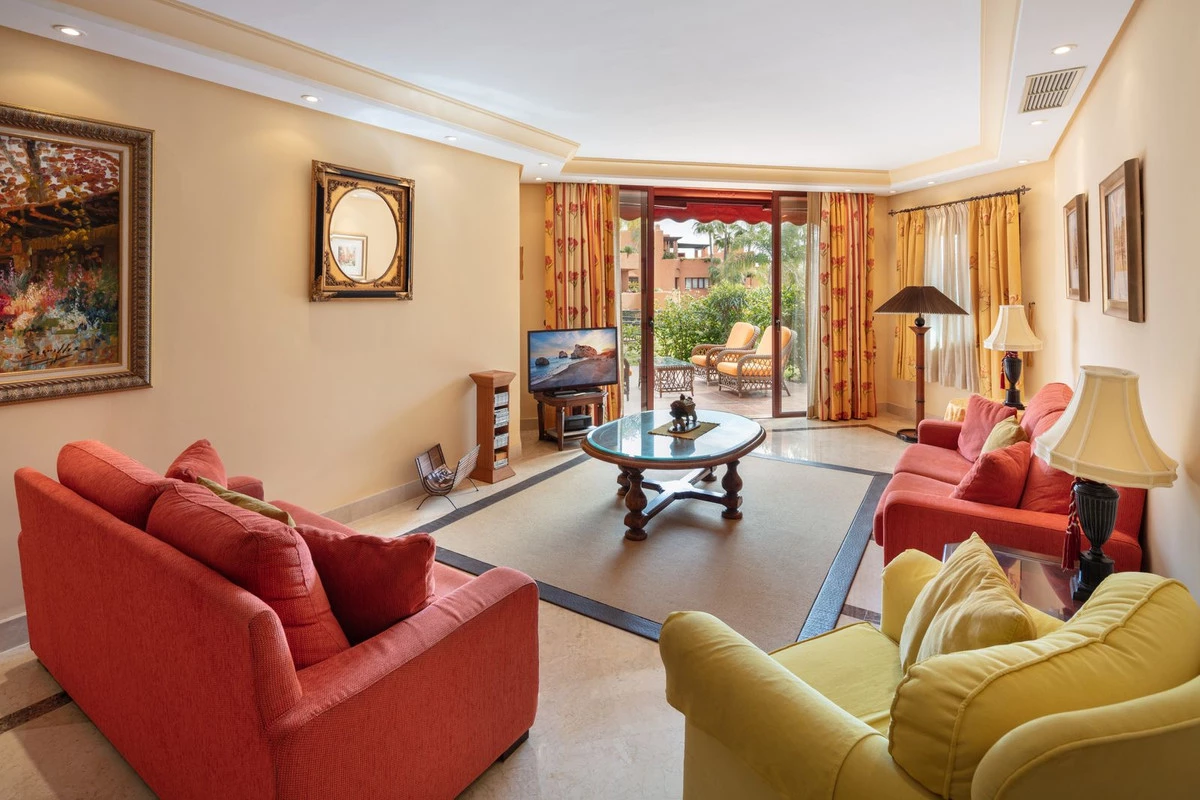 1-7980e48d732b6fc85c14b43b94d2aa54