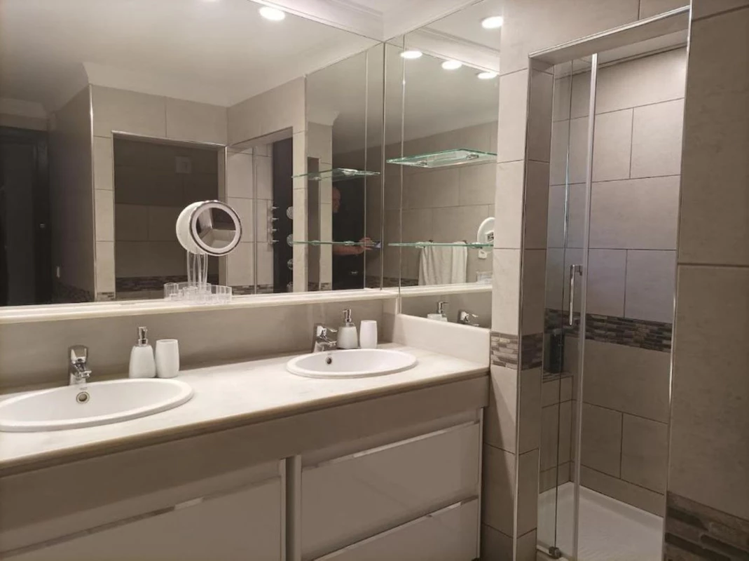 7-aa4cc561180b369757c0bb4af9886cd3