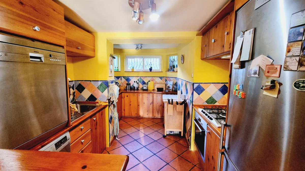 7-aa4cc561180b369757c0bb4af9886cd3