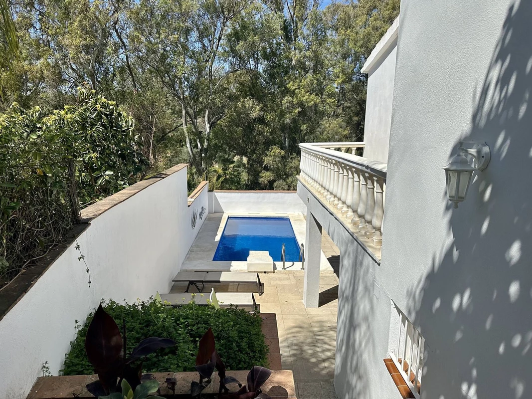 4-c23c0f86247804fa50226aecd8b0b2c8