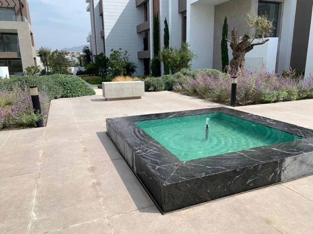 2-5bd7b9d04b45e33852eaf0ec6670150d