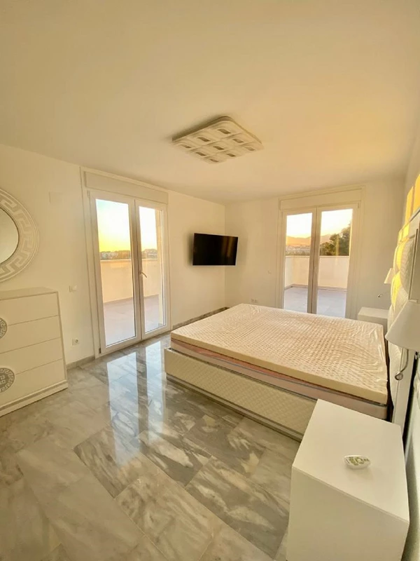 9-467d0cee5b725f3ef65f102a0c2e69c0