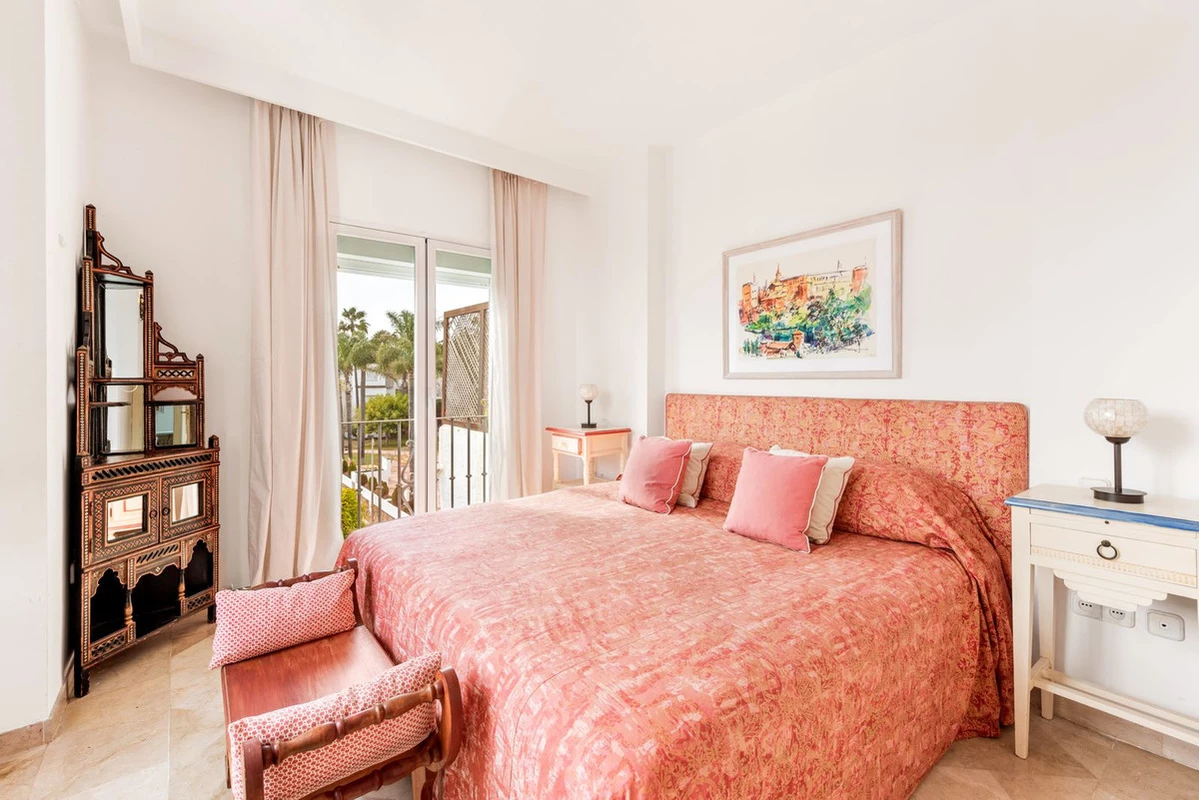 4-c23c0f86247804fa50226aecd8b0b2c8