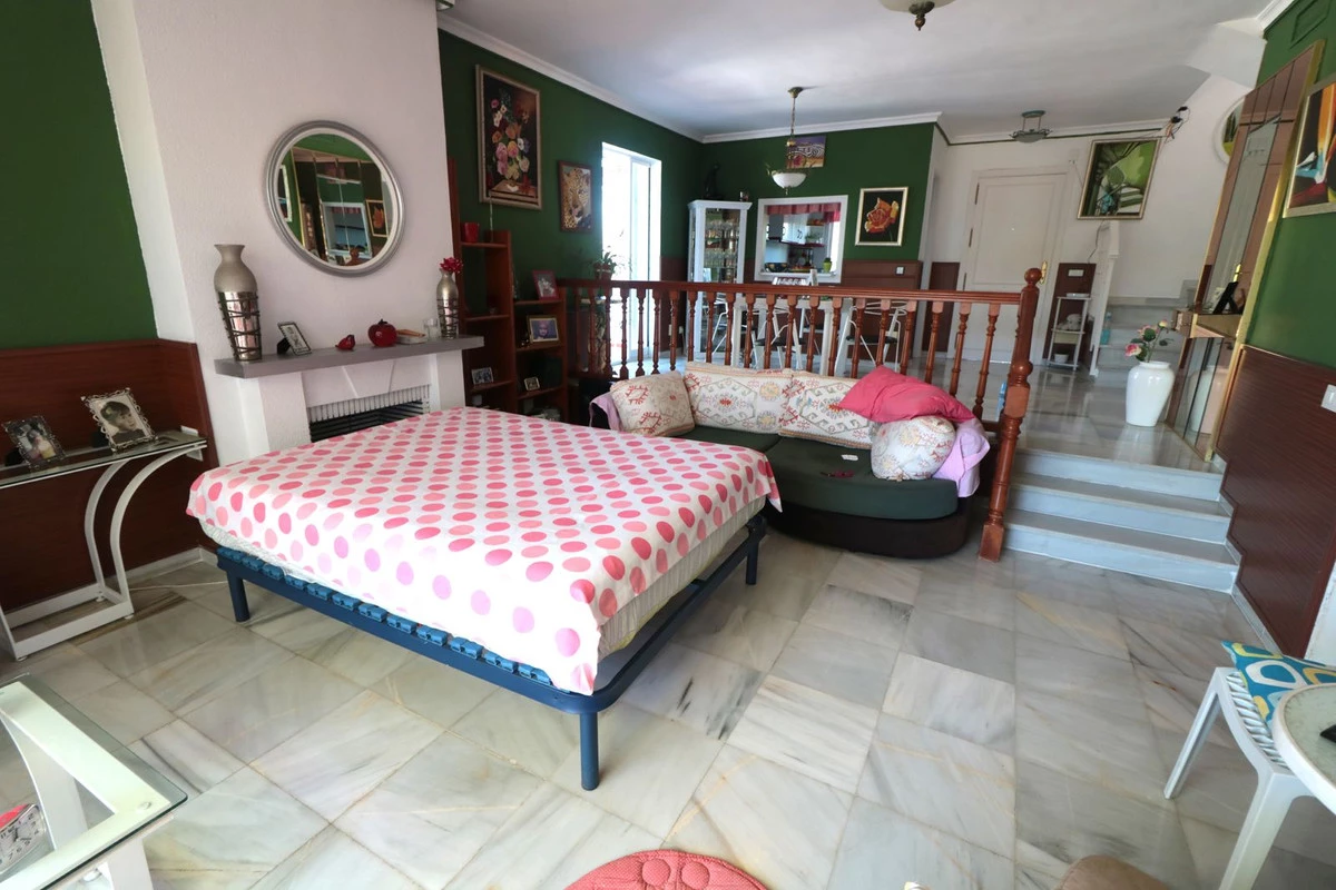 6-241328e1bcc9c0d8ce1222beb6c967a8