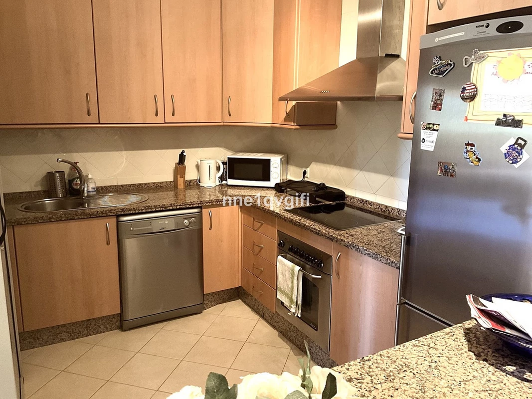 9-467d0cee5b725f3ef65f102a0c2e69c0