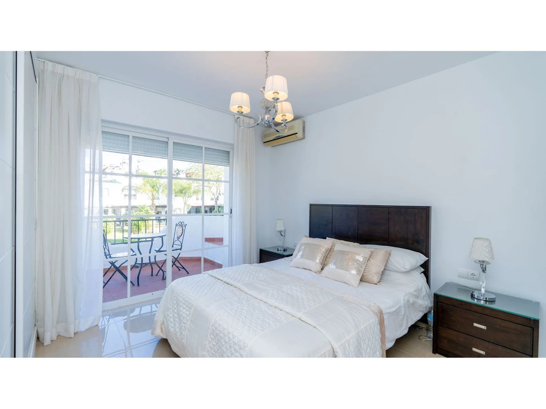 9-467d0cee5b725f3ef65f102a0c2e69c0