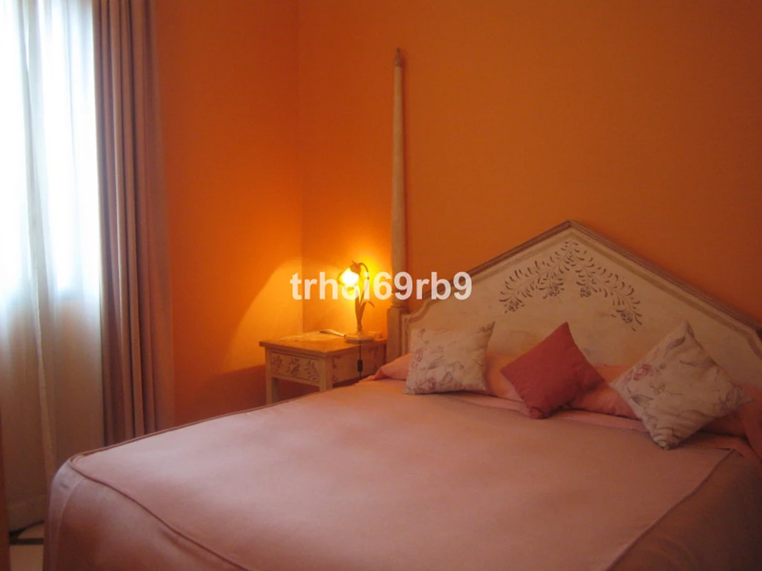 7-aa4cc561180b369757c0bb4af9886cd3