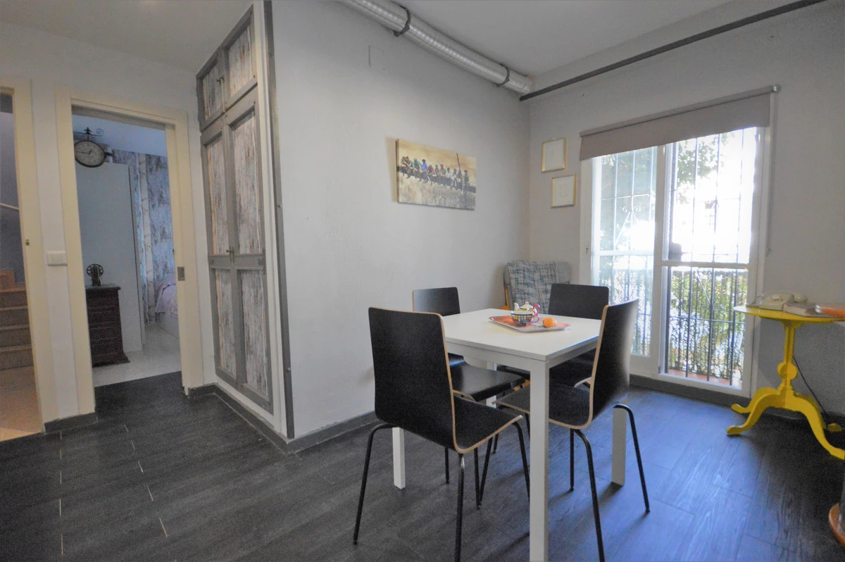 7-aa4cc561180b369757c0bb4af9886cd3