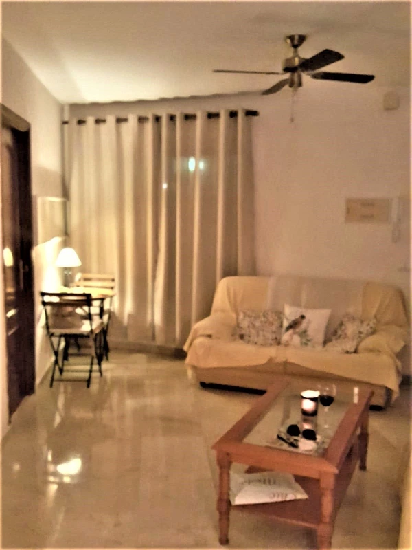 7-aa4cc561180b369757c0bb4af9886cd3