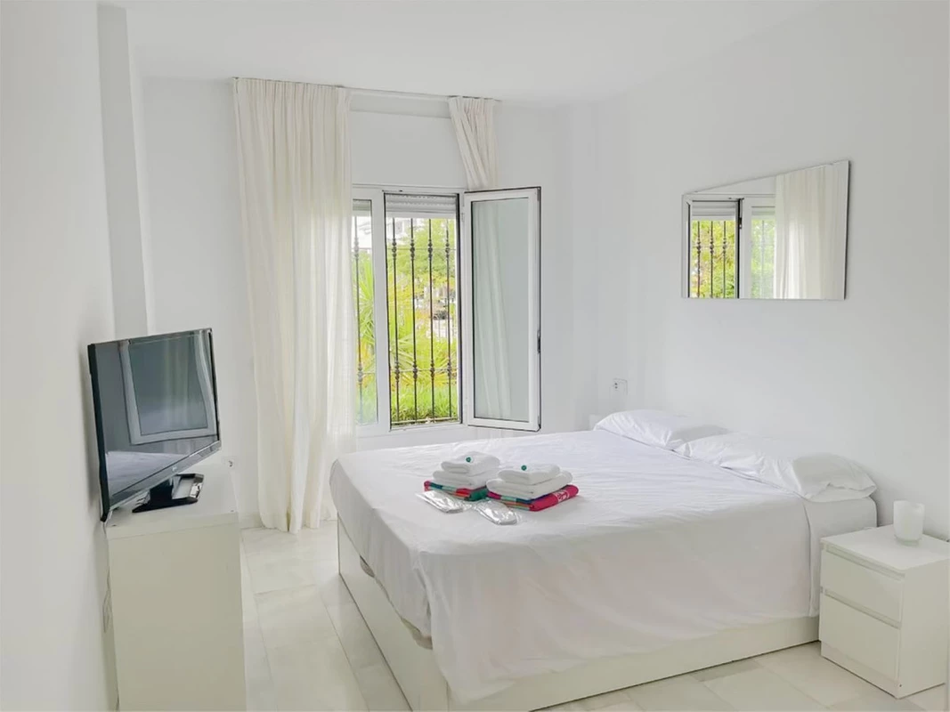 8-e64a9055bba3e77ac8aca3b893cdf826