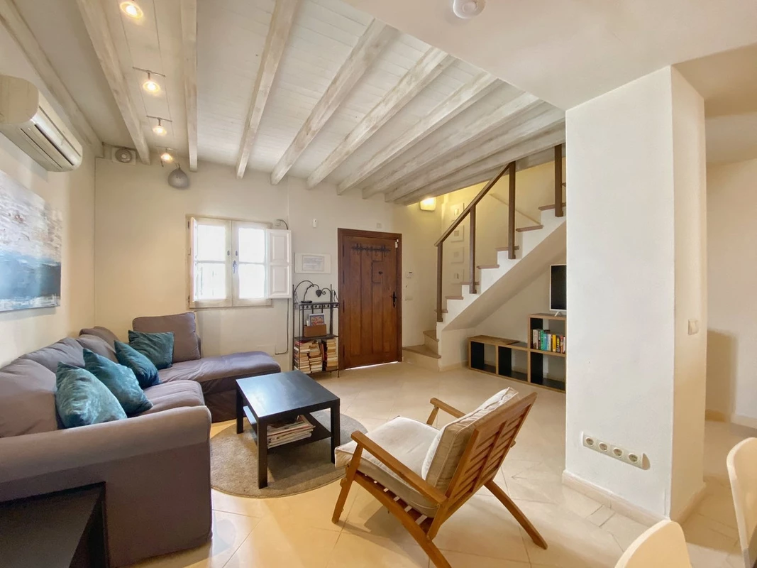 9-467d0cee5b725f3ef65f102a0c2e69c0