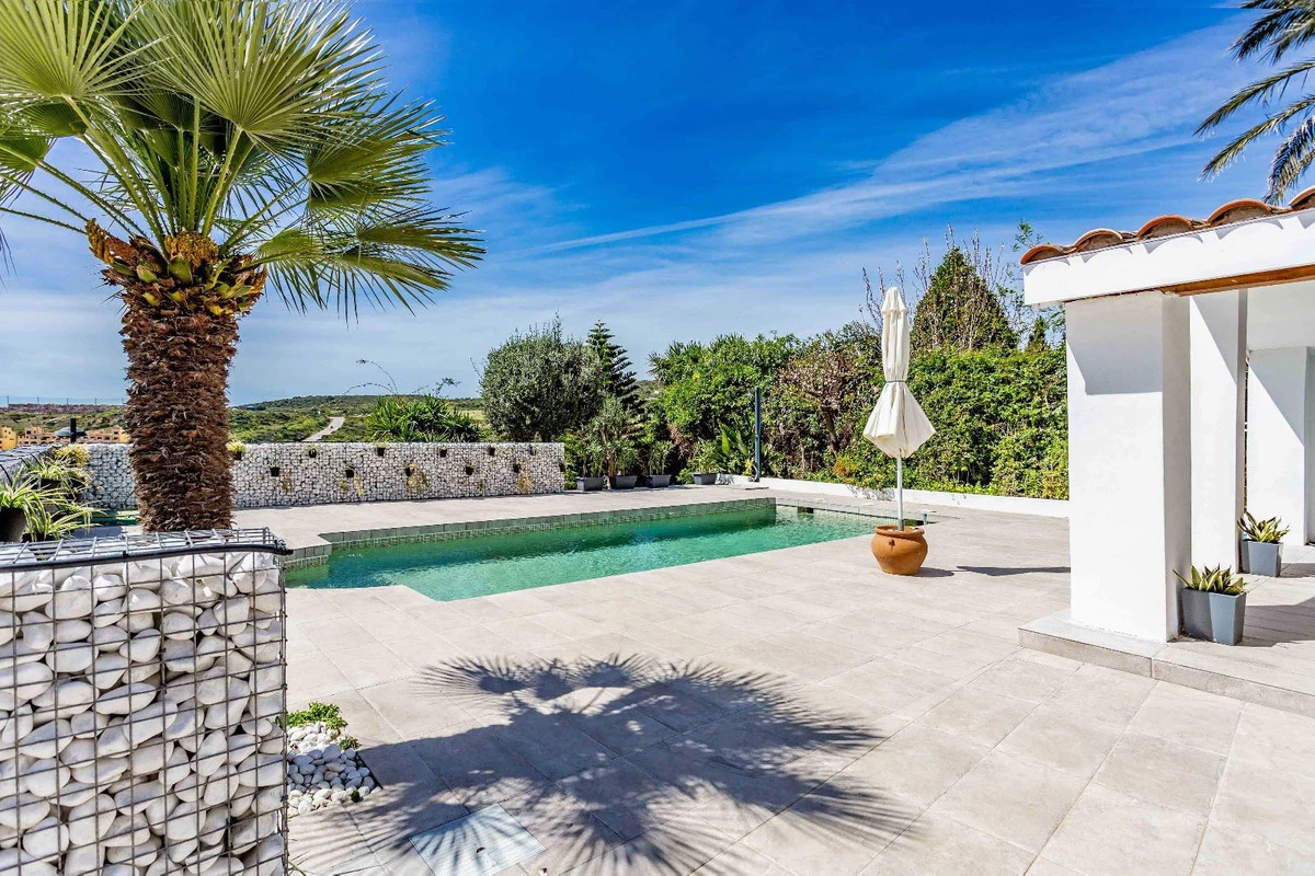 2-5bd7b9d04b45e33852eaf0ec6670150d