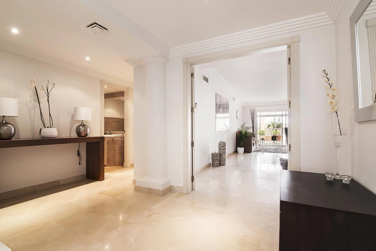 2-5bd7b9d04b45e33852eaf0ec6670150d