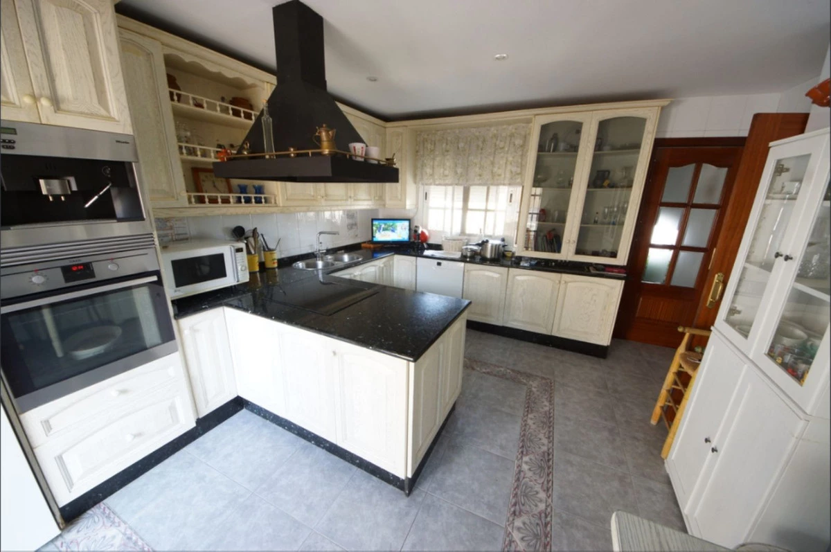 3-e898b2bb2a2fdfd06d2c39894dce8316