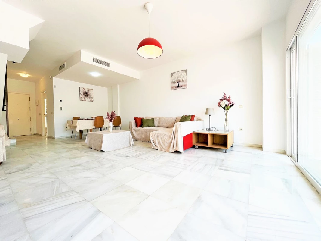 9-467d0cee5b725f3ef65f102a0c2e69c0