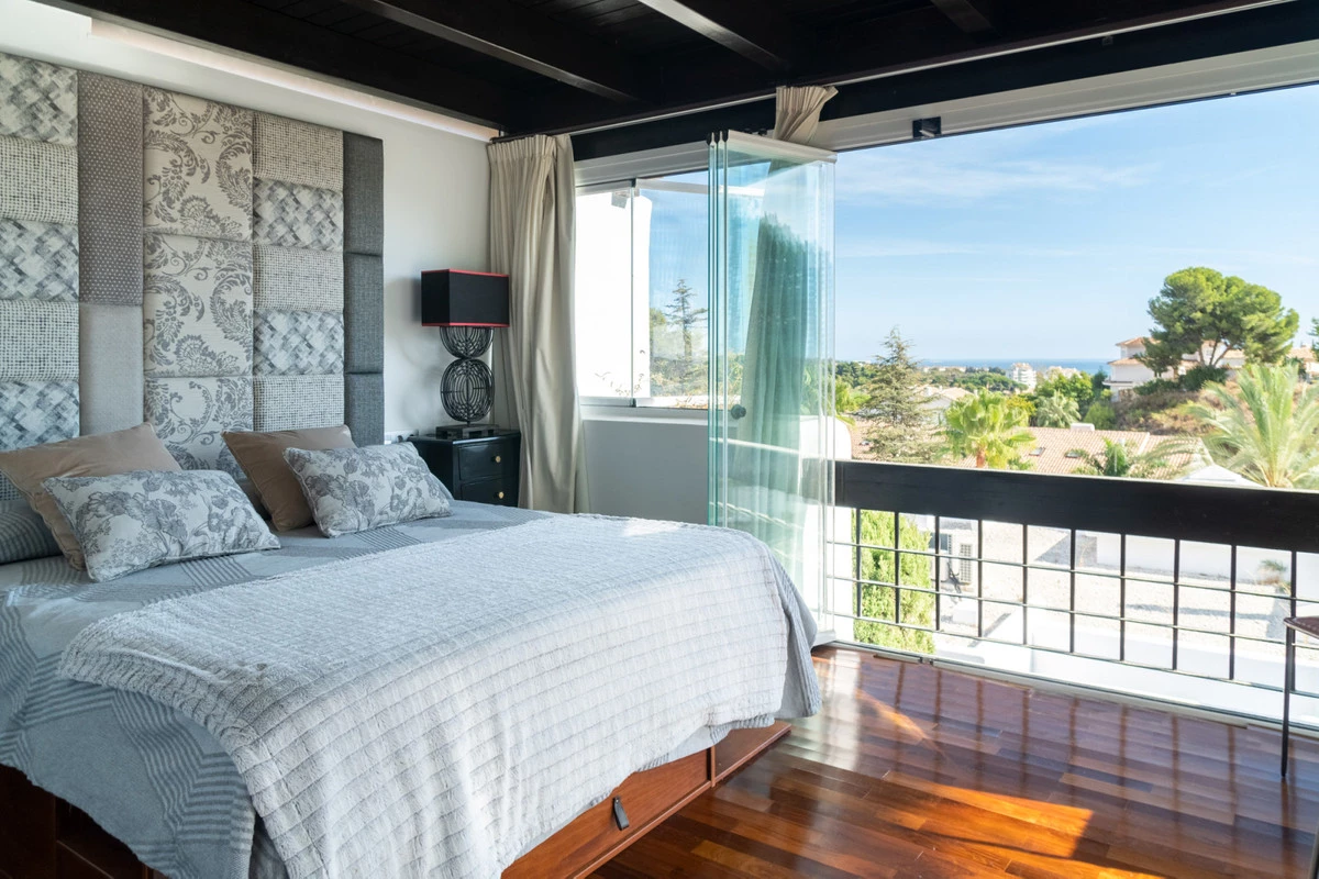 8-e64a9055bba3e77ac8aca3b893cdf826