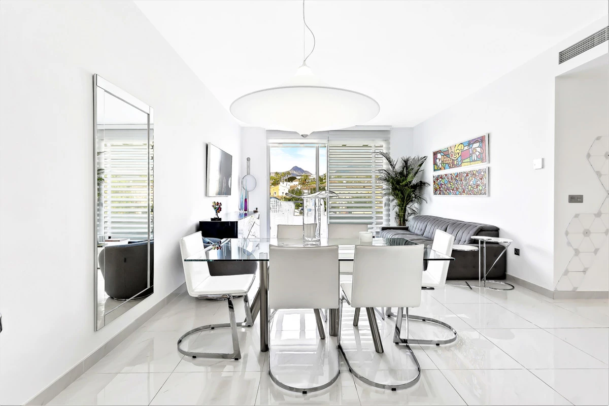 7-aa4cc561180b369757c0bb4af9886cd3