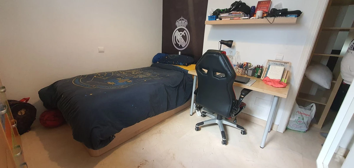 9-467d0cee5b725f3ef65f102a0c2e69c0