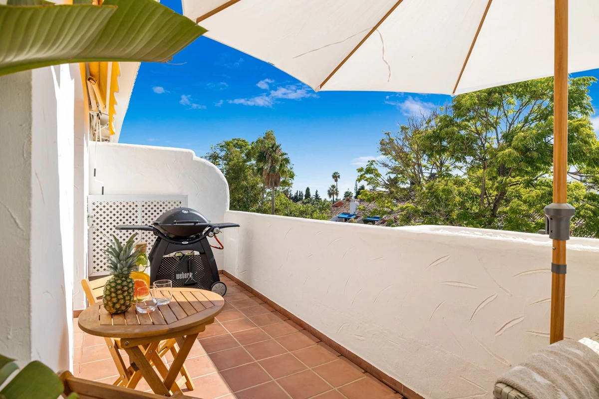 9-467d0cee5b725f3ef65f102a0c2e69c0