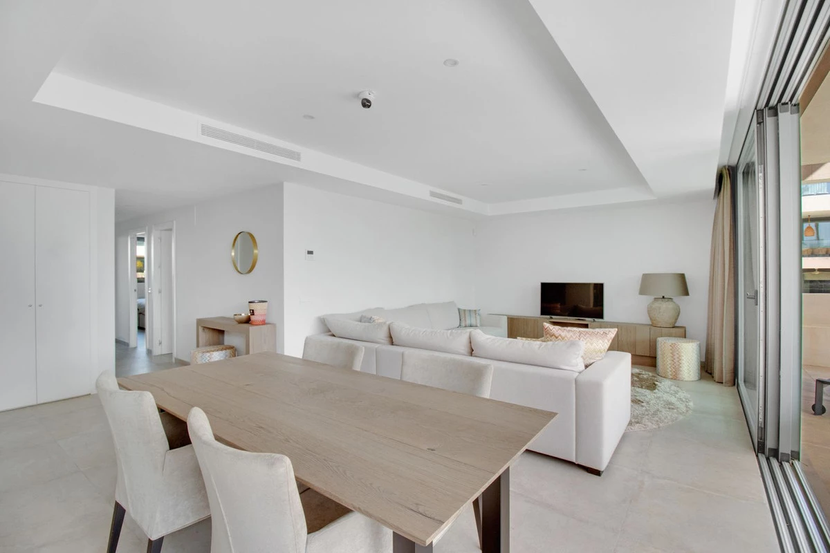 2-5bd7b9d04b45e33852eaf0ec6670150d