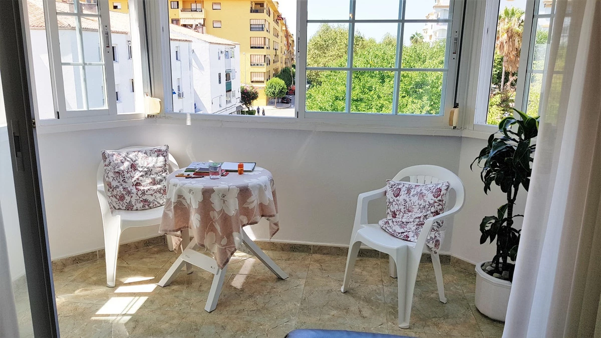 1-7980e48d732b6fc85c14b43b94d2aa54